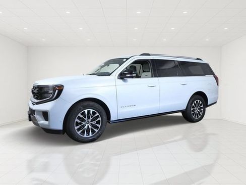 Certified 2025 Ford Expedition Max Platinum AWD/4WD image 2