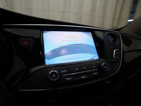 Used 2017 Buick Envision Essence FWD image 20