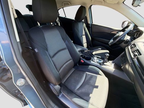 Used 2016 MAZDA MAZDA3 i Sport w/ Preferred Equipment Package image 14