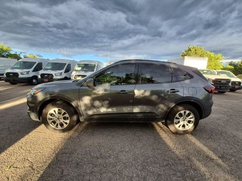 Used 2025 Ford Escape Active w/ Cold Weather Package AWD/4WD image 8