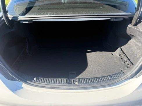 Used 2018 Mercedes-Benz C 300 Sedan image 26