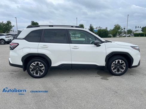 Used 2026 Subaru Forester Premium AWD/4WD image 6