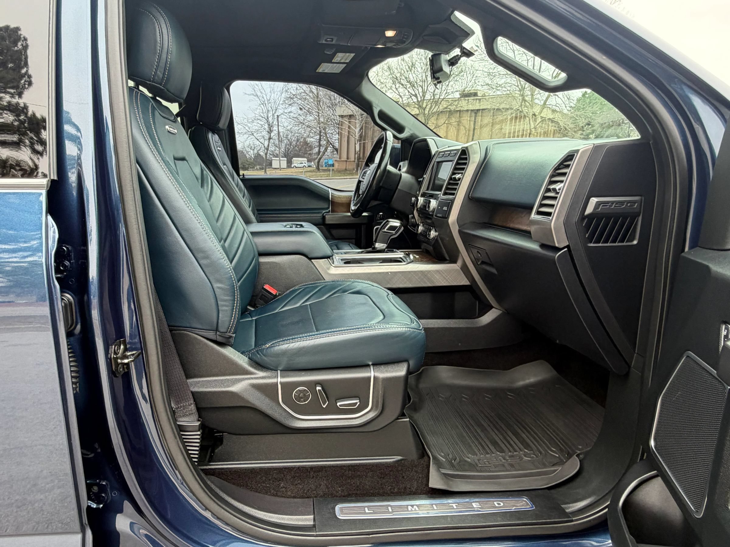 Used 2018 Ford F150 Limited w/ Trailer Tow Package AWD/4WD image 10