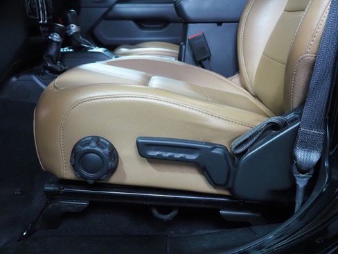 Used 2022 Jeep Wrangler Unlimited Sahara w/ Safety Group image 49