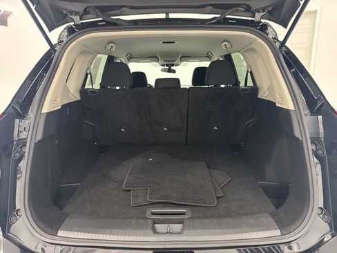 Used 2024 Nissan Rogue S AWD/4WD image 24