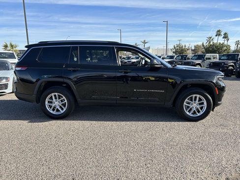 Certified 2023 Jeep Grand Cherokee L Laredo w/ Luxury Tech Group I image 6