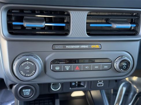 New 2025 Ford Maverick Lobo image 21