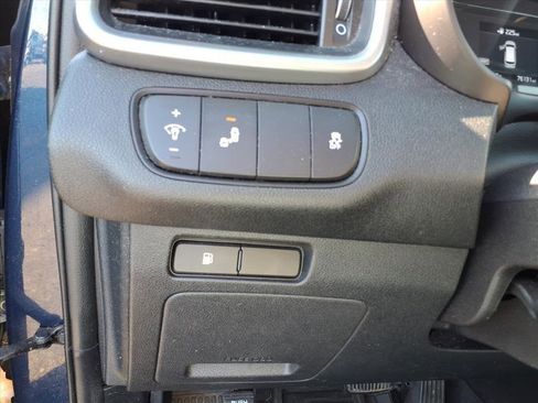 Used 2019 Kia Sorento LX image 23