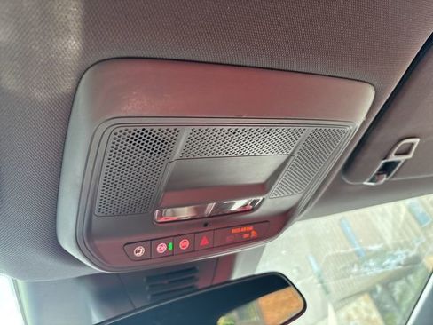 Used 2024 Chevrolet Equinox EV RS image 25