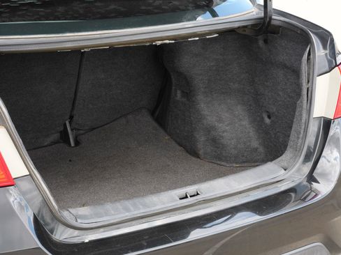 Used 2016 Nissan Sentra SR image 21