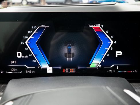 Used 2025 BMW ALPINA XB7 AWD/4WD image 21