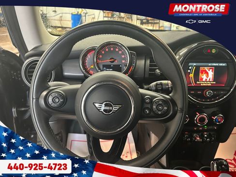 Used 2020 MINI Cooper 2-Door Hardtop image 14