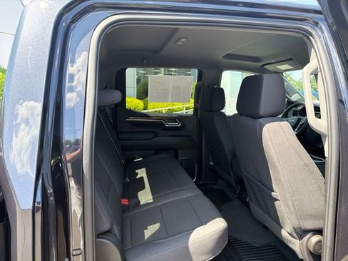 Used 2024 Chevrolet Silverado 1500 LT AWD/4WD image 12