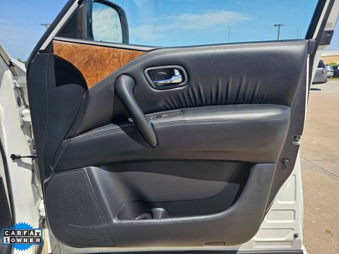 Used 2024 Nissan Armada SL w/ Captain's Chairs Package AWD/4WD image 32