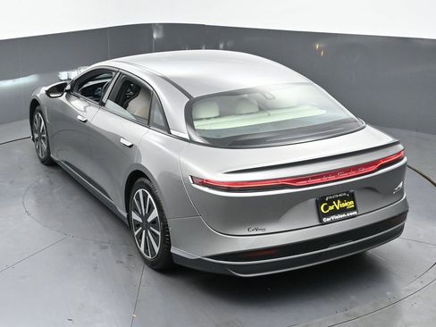 Used 2024 Lucid Air Touring image 40