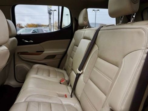 Used 2017 GMC Acadia Denali w/ Technology Package image 37