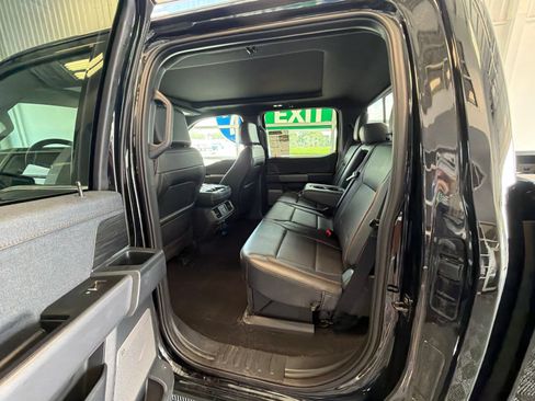 Used 2025 Ford F150 Lariat w/ Equipment Group 502A High AWD/4WD image 11