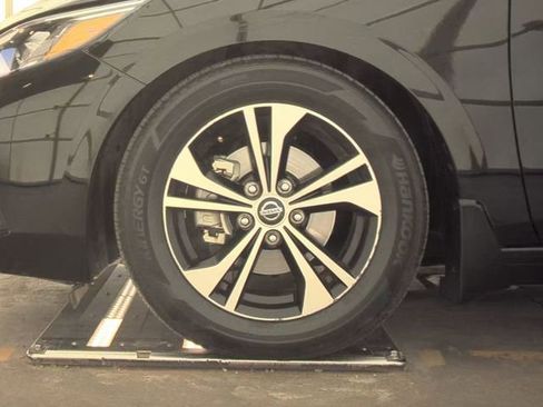 Used 2022 Nissan Sentra SV w/ All-Weather Package image 9