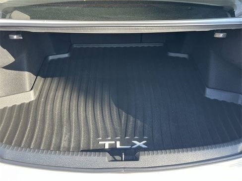 Used 2023 Acura TLX image 32
