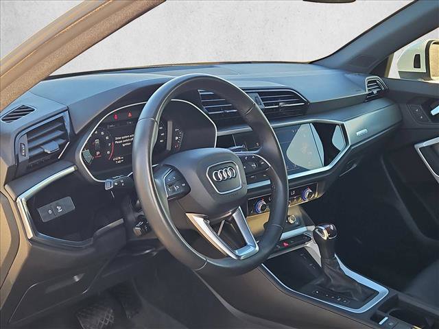 Used 2025 Audi Q3 2.0T Premium AWD/4WD image 10