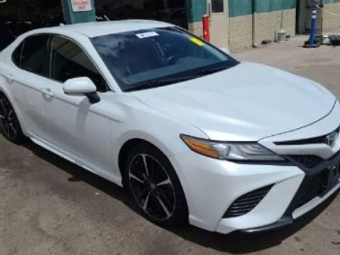 Used 2019 Toyota Camry XSE w/ Carpet Mat Package FWD image 1