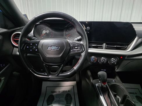 Used 2024 Chevrolet Trax RS w/ Driver Confidence Package FWD image 8