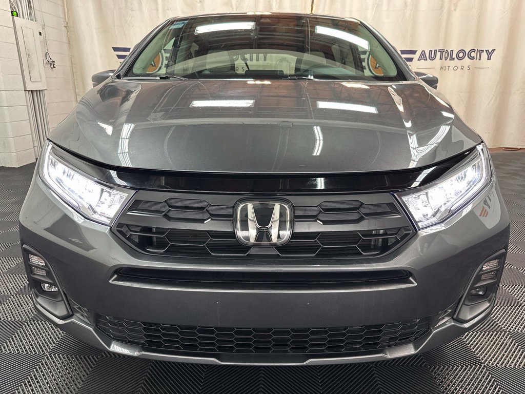 Used 2026 Honda Odyssey EX-L image 3