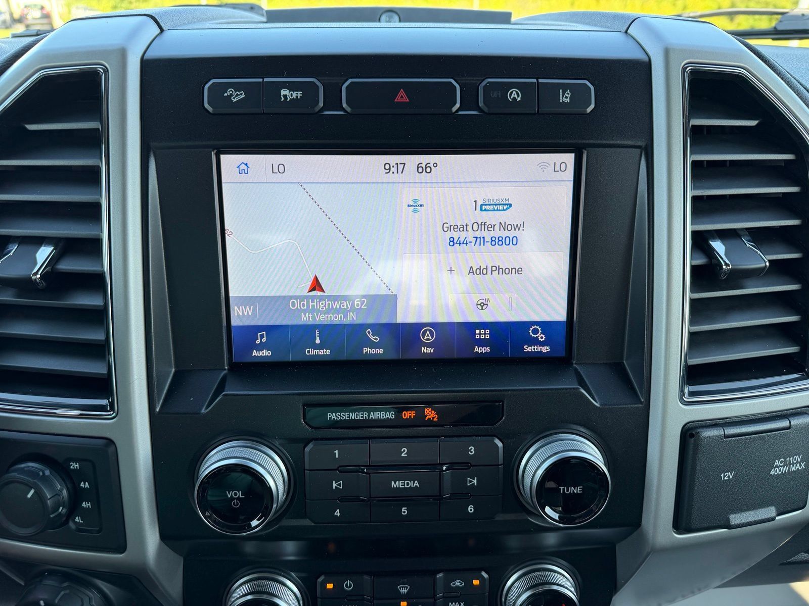 Used 2020 Ford F150 Lariat w/ Equipment Group 502A Luxury AWD/4WD image 19