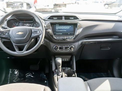 Used 2023 Chevrolet TrailBlazer LT w/ Convenience Package image 15
