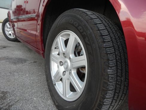 Used 2010 Chrysler Town & Country Touring Plus image 14