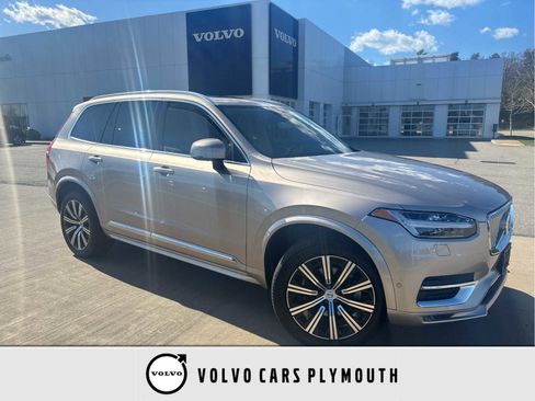 Used 2023 Volvo XC90 B6 Plus w/ Protection Package AWD/4WD image 1