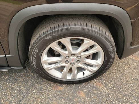 Used 2020 GMC Acadia AT4 AWD/4WD image 15