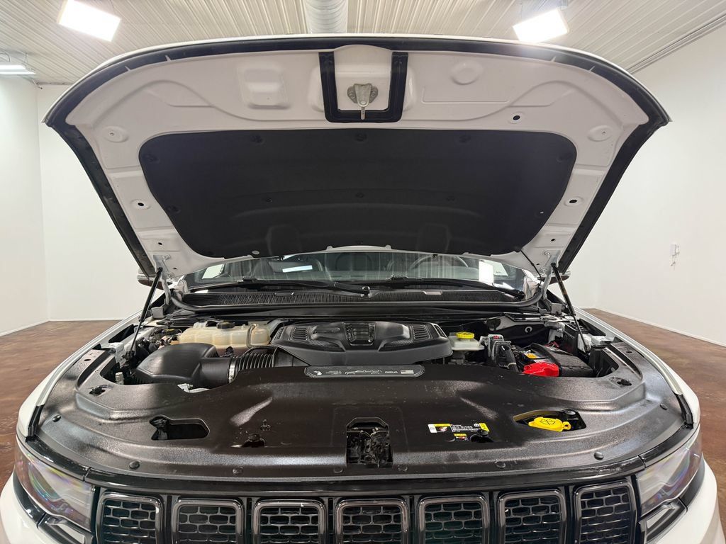 Used 2024 Jeep Wagoneer Series II AWD/4WD image 19