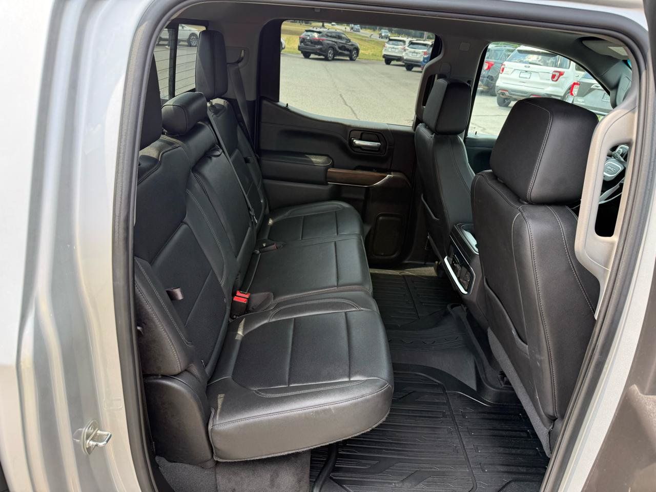 Used 2021 GMC Sierra 1500 SLT AWD/4WD image 17