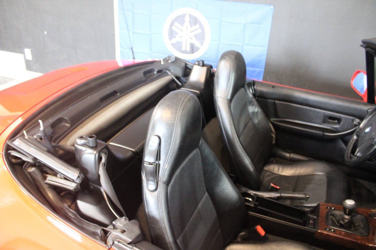 Used 1997 BMW Z3 2.8 RWD image 7