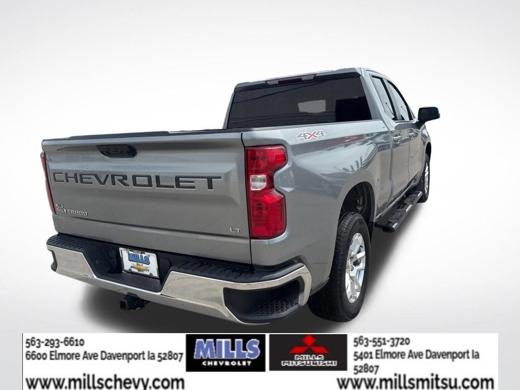 Used 2023 Chevrolet Silverado 1500 LT AWD/4WD image 5