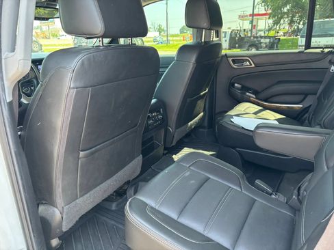 Used 2017 GMC Yukon Denali w/ Open Road Package AWD/4WD image 12