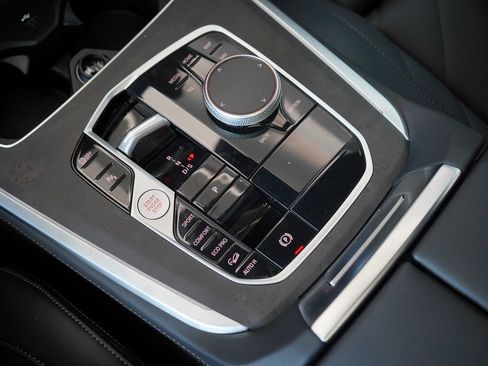 Used 2026 BMW X5 xDrive40i w/ M Sport Package image 19