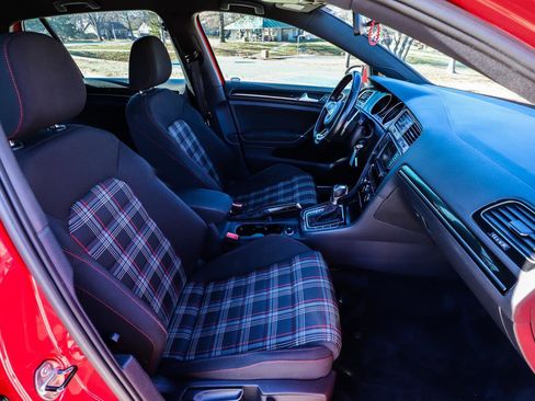 Used 2016 Volkswagen GTI S image 34