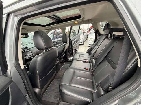 Used 2018 Nissan Rogue SL w/ Premium Package FWD image 14