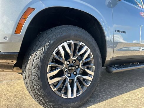 New 2026 Chevrolet Tahoe Z71 w/ Comfort Package AWD/4WD image 9