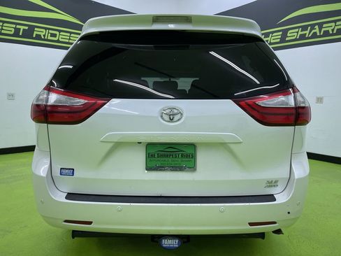Used 2015 Toyota Sienna AWD image 8