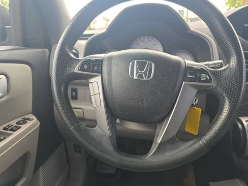 Used 2013 Honda Pilot LX image 17
