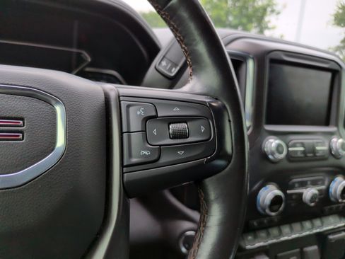 Used 2020 GMC Sierra 1500 AT4 w/ AT4 Premium Package AWD/4WD image 23
