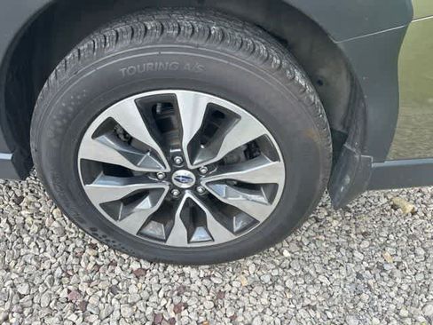Used 2023 Subaru Outback Limited XT AWD/4WD image 15