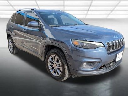 Used 2021 Jeep Cherokee Latitude Lux w/ Comfort/Convenience Group