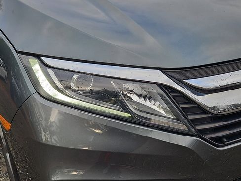 Used 2020 Honda Odyssey EX image 9