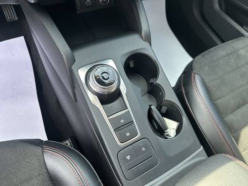 Used 2021 Ford Escape SEL w/ SEL Stealth AWD Package image 22