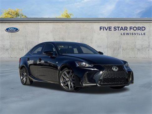 Used 2017 Lexus IS 200t image 2