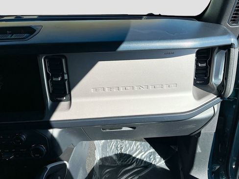 Used 2023 Ford Bronco Outer Banks AWD/4WD image 24